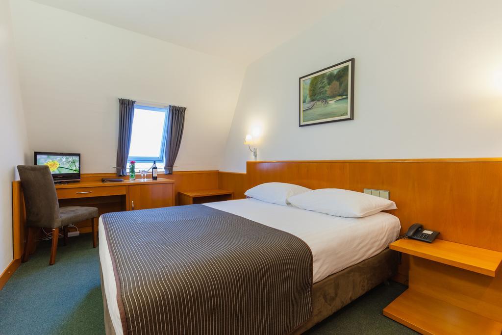Hotel Grabovac Plitvicka Jezera Exterior photo